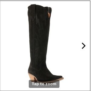 DINGO BOOTS, worn ONE time out dancing. They’re too big.